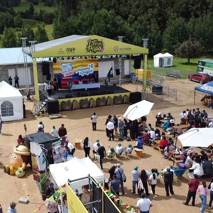 La U.D.C.A participa en la Primera Feria Nacional de la Papa como aliada de innovación y sostenibilidad en el sector agrícola